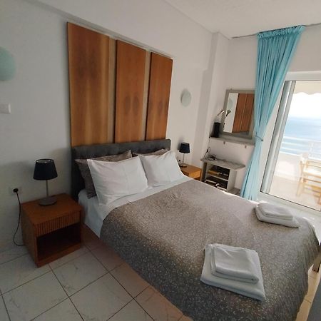 Atlas-Unlimited Sea View Apartment لوتراكي المظهر الخارجي الصورة